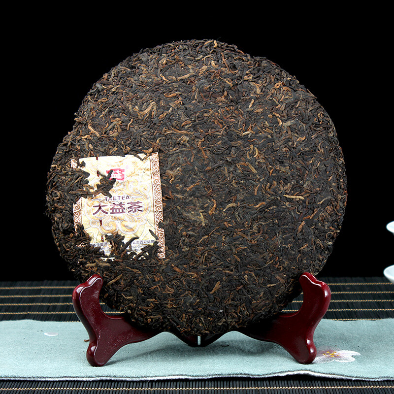 2014 Classic 7572 Ripe Pu’er Tea Menghai Dayi Puer Tea Cake TAETEA Pu-erh 357g