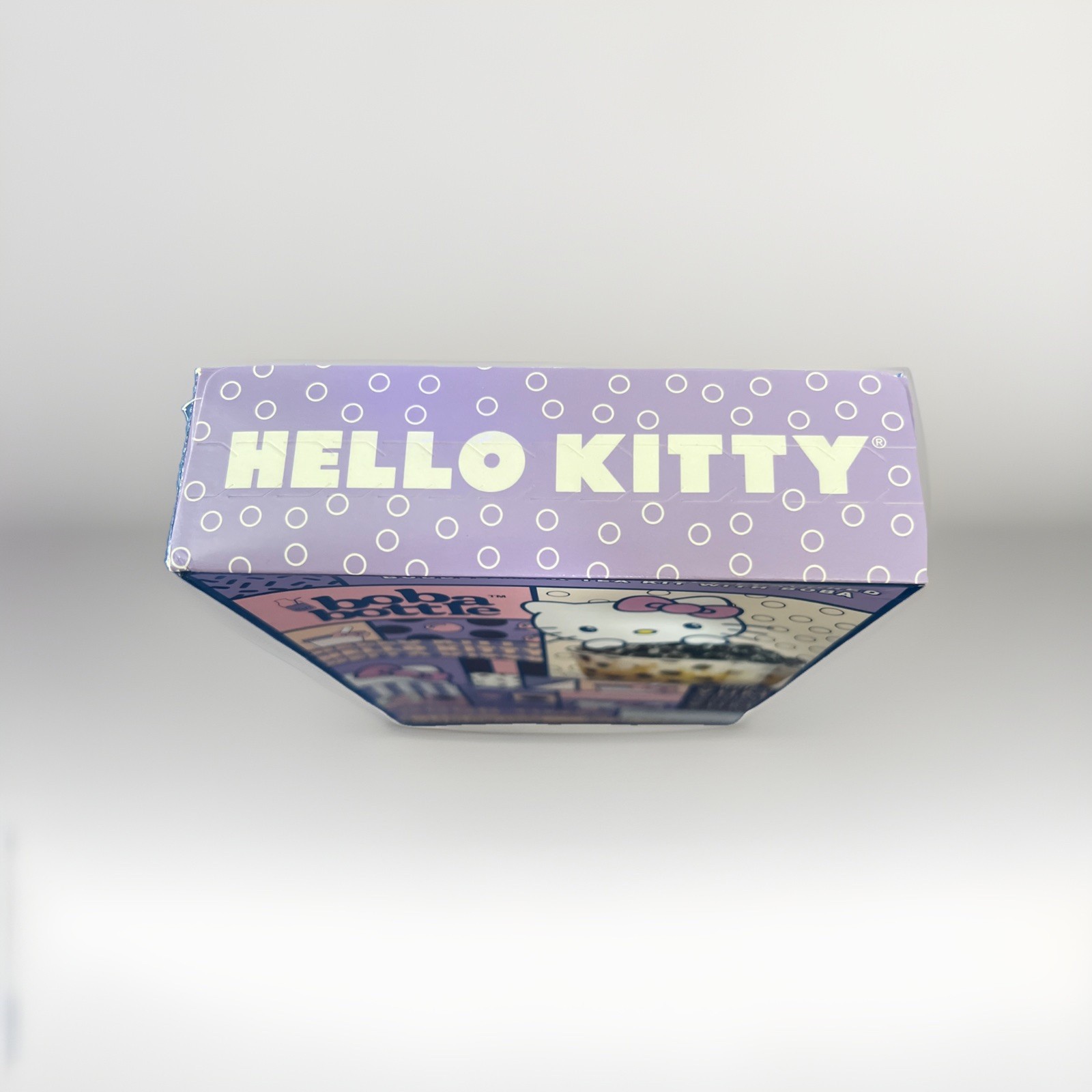 Hello Kitty Boba Bottle Taro Latte Artificially Flavored Bubble Milk Tea Kit