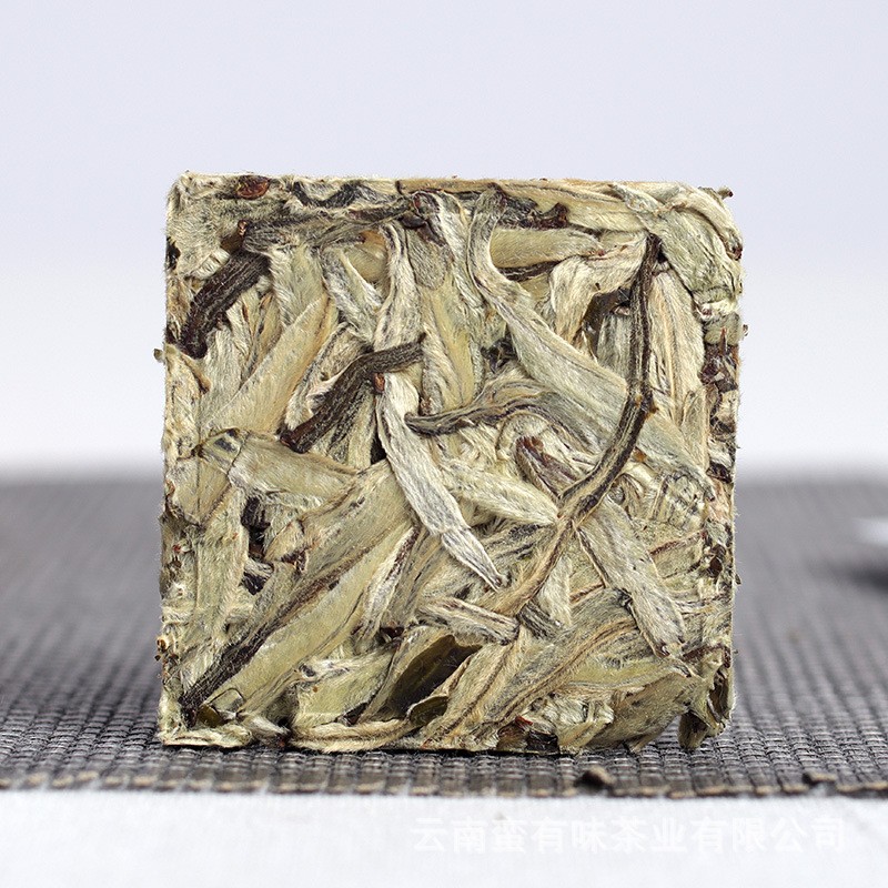 500g Yunnan 2024 Ancient Tree Silver Needle Bulk White Tea Small Square Pieces