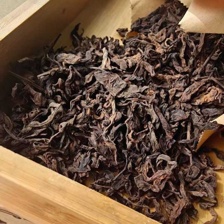 1990s Banzhang Tribute Tea, Millennium Wild Camphor Ancient Tree Raw ,500g