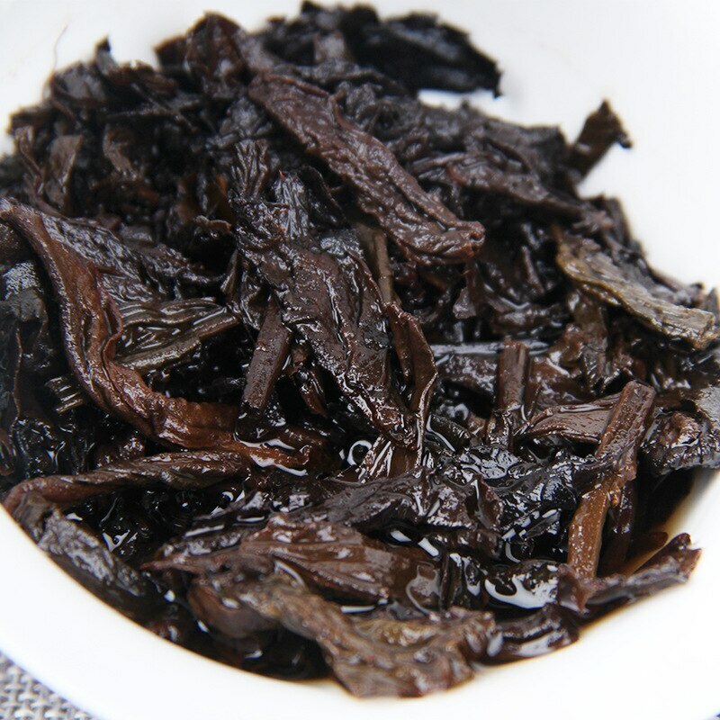 Qizi Cake Tea Ripe Shu Pu-erh Lucky Collection 357g