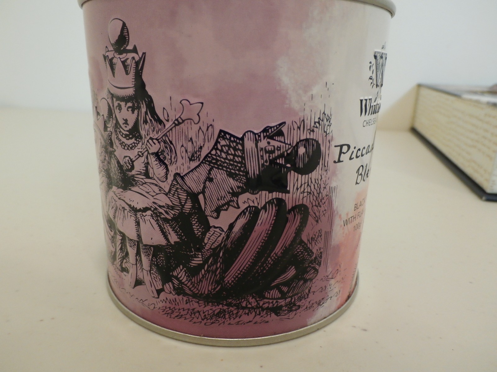 Wonders of Tea Alice In Wonderland 8 Asst Teas 2024 /Whittard Tea Canister