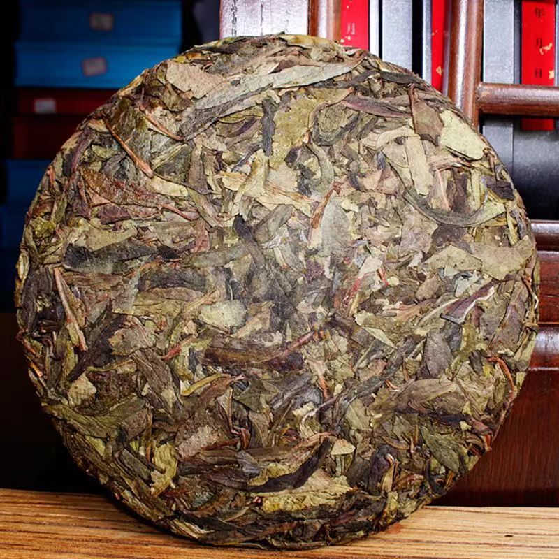 Yunnan Raw Pu-erh Tea Ice Land Golden Leaves 357g Cake